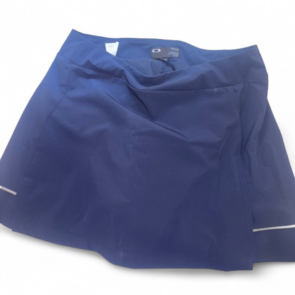 Oakley Women's Blue Skort